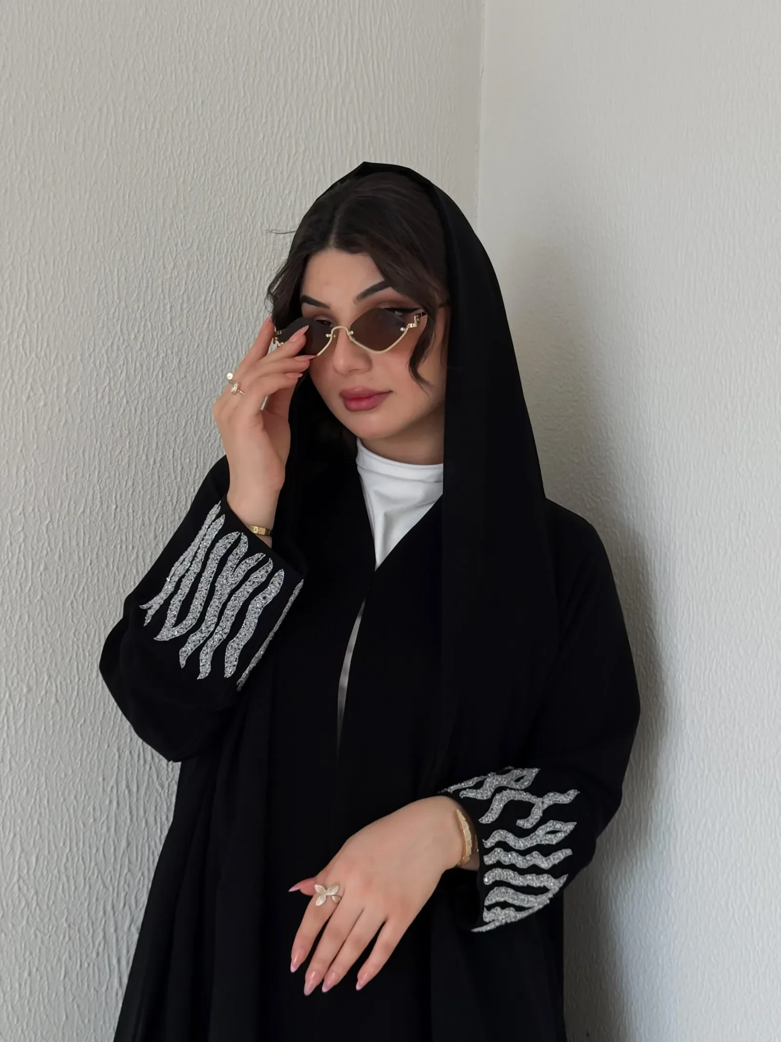 عباية كيب مونوكروم